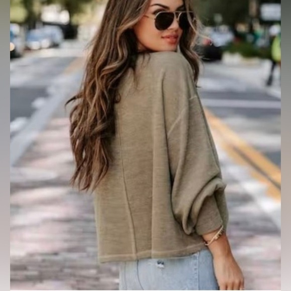 BY The River Oversized Cropped Crewneck - Picture 2 of 4